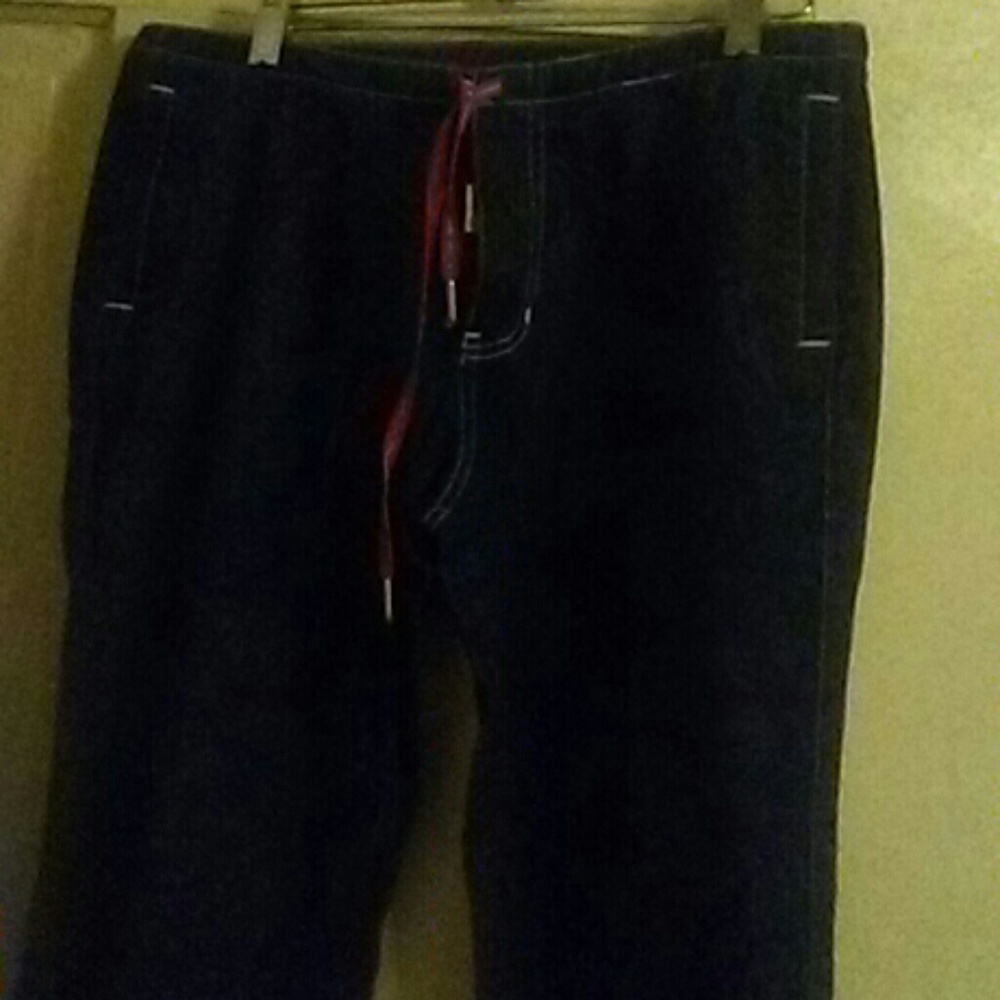 Tommy jeans size 7